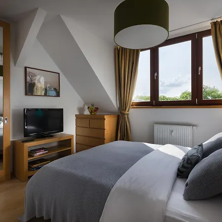 Luxoise Apartman *