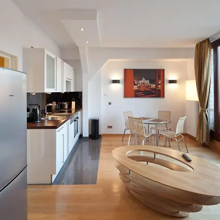 Luxoise Apartament *